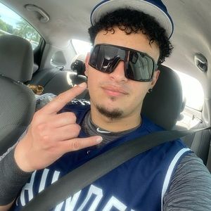 Meet your Posher, Franklin eduardo